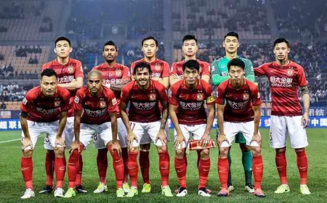 港的顶尖球
