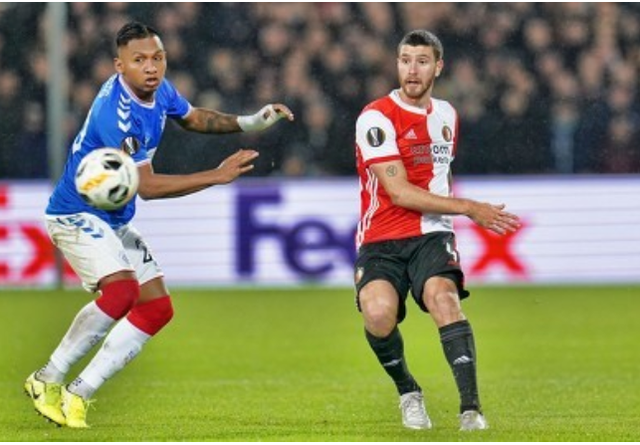 在禁区前制 在禁区前制