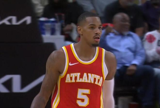 教练肩上的 教练肩上的